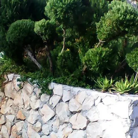 Apartmarin Апартаменти